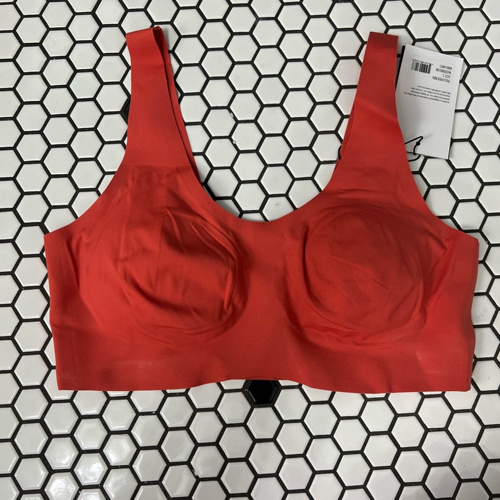 NWT Knix pullover bra size small